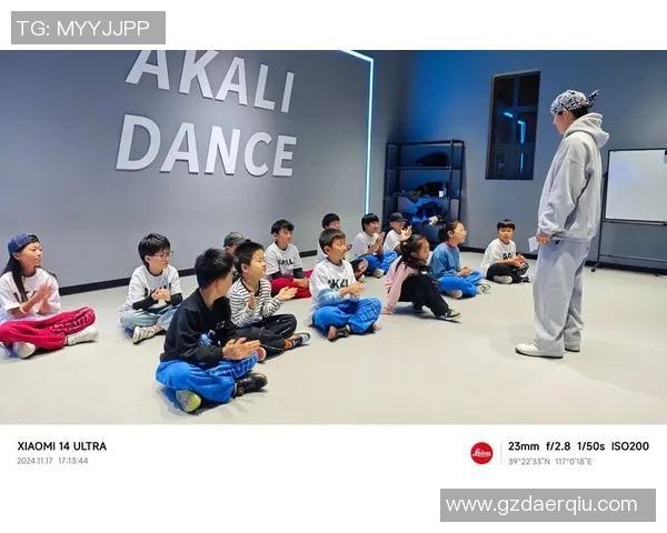 广州街舞队荣登全国街舞状态排行榜第五名引发热议 广州街舞队荣登全国街舞状态排行榜第五名引发热议